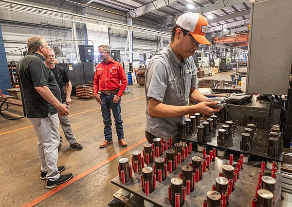 Arkansas Workforce Strategy report proposes ways to train students for future careers | The Arkansas Democrat-Gazette - Vimarsana News