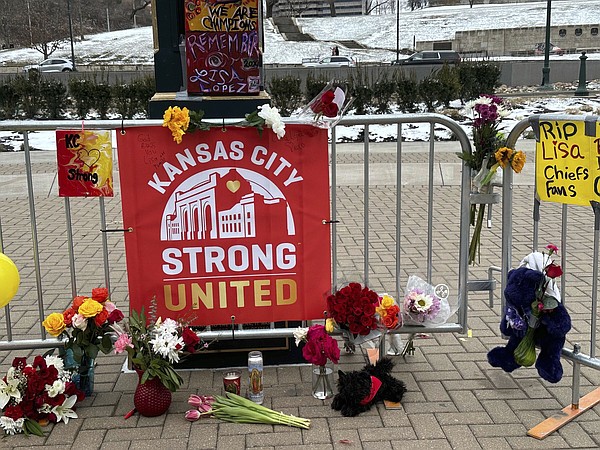 Parade shooting suspects charged | The Arkansas Democrat-Gazette - Arkansas' Best News Source - Vimarsana News