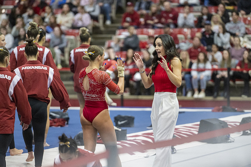 Gymnasts make return to Barnhill Northwest Arkansas DemocratGazette