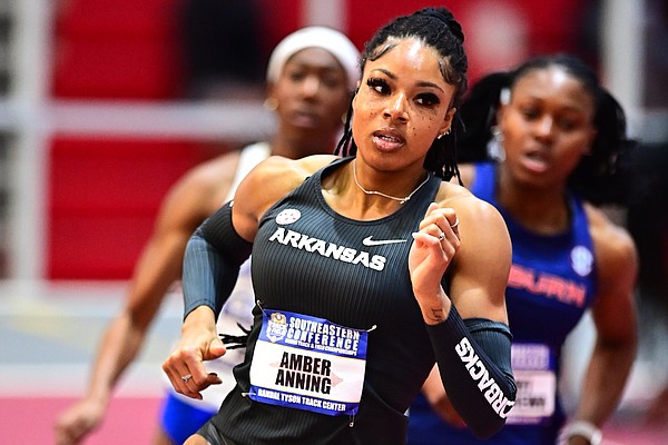 Arkansas women's track dominates 400 at SEC Indoor | Whole Hog Sports