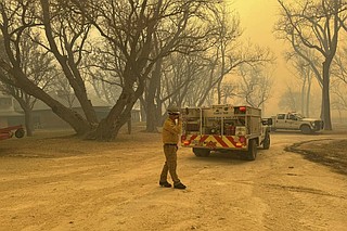 Wildfire grows into 2nd-largest in Texas history as flames menace ...