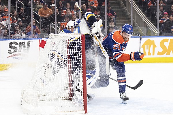 McDavid scores in OT to end 10-game drought, Oilers rally to beat Blues 3-2 - Vimarsana News