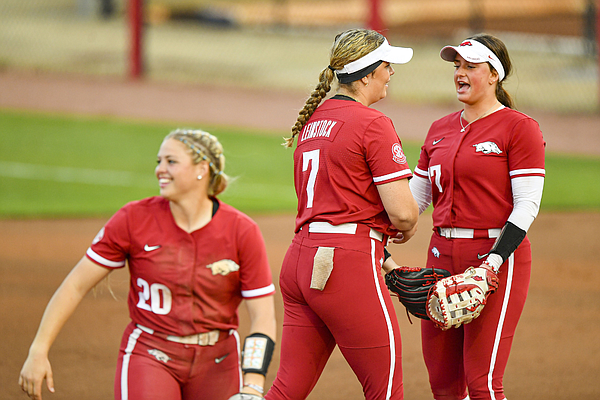 Previewing The Wooo Pig Classic: What To Know About Arkansas Softball's ...