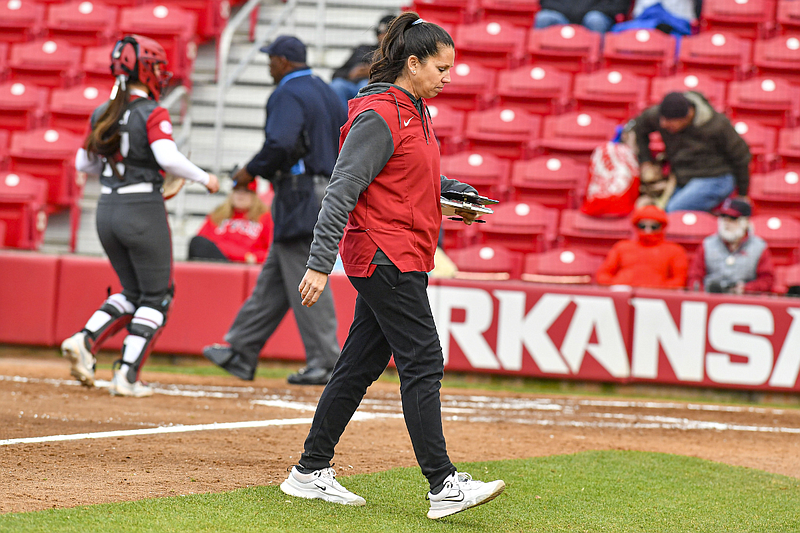 Razorback best sale softball jerseys