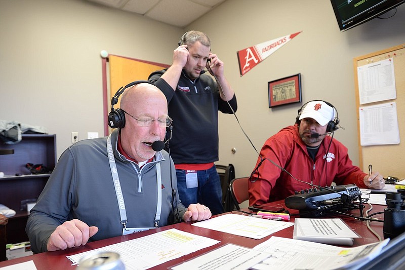 Arkansas vs. Murray State Baseball Game 3 How to watch and listen