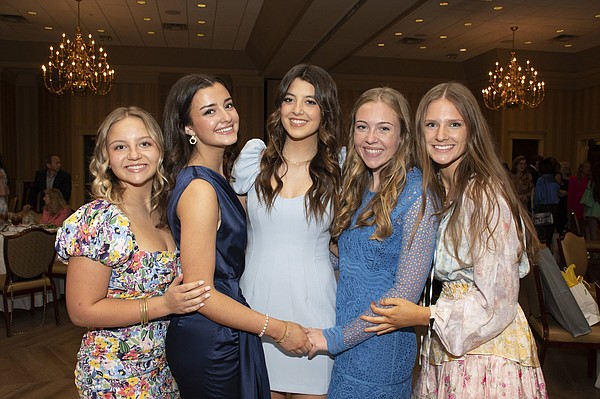 Juniors take wing | The Arkansas Democrat-Gazette - Arkansas' Best News Source - Vimarsana News