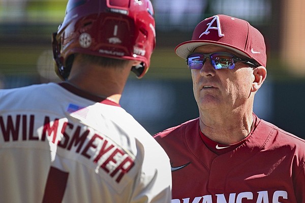 LIVE SCORE UPDATES: Arkansas vs. Missouri Baseball Game 3 | Whole Hog Sports