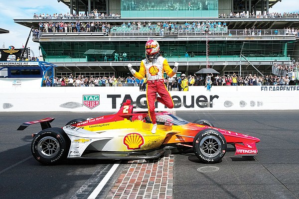 Newgarden posts pole-winning run for IndyCar opener - Vimarsana News