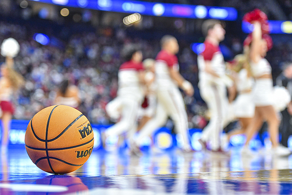 LIVE SCORE UPDATES: Arkansas vs. South Carolina at the SEC Men’s Basketball Tournament | Whole Hog Sports