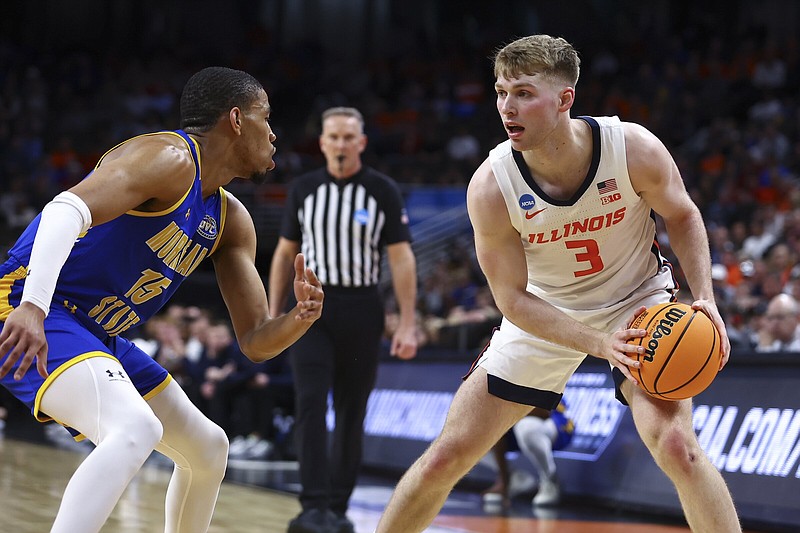 Marcus Domask of Illinois recorded the 10th official triple-double in NCAA Tournament history Thursday, finishing with 12 points, 11 rebounds and 10 assists in an 85-69 victory over Morehead State.
(AP/John Peterson)