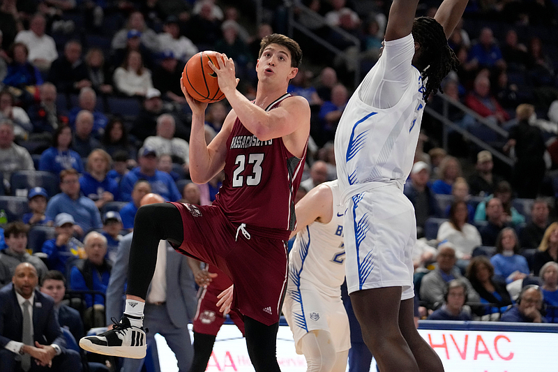 UMass transfer Cohen follows Musselman, flips commitment from Arkansas ...