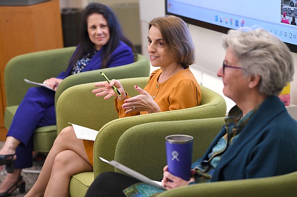 Female deans share lessons in leadership at UA-Fayetteville | The ...