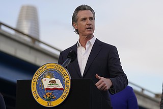 California governor to deploy 500 surveillance cameras to Oakland to ...