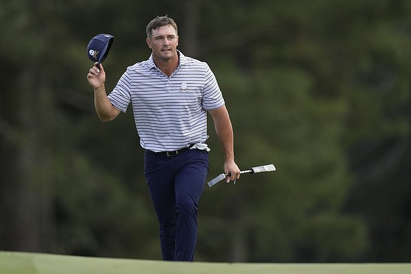 Winds no trouble for DeChambeau | The Arkansas Democrat-Gazette - Arkansas' Best News Source - Vimarsana News