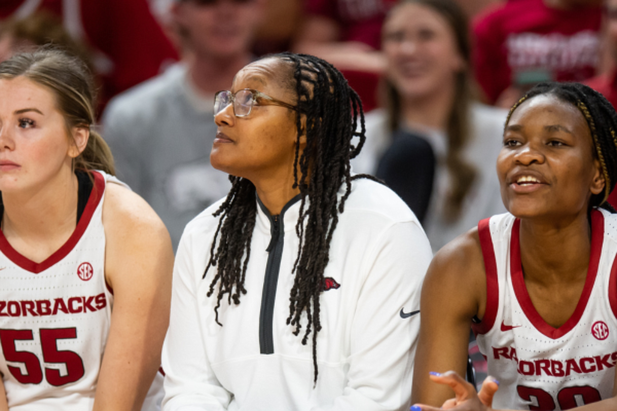 Report: Alabama women's basketball hiring former Arkansas assistant Pauline Love as head coach