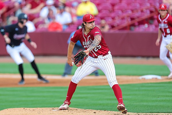 Hogs, Gamecocks split doubleheader | The Arkansas Democrat-Gazette - Arkansas' Best News Source - Vimarsana News