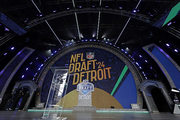 5-at-10: Loaded with Draft thoughts, predictions, Falcons fears, Titans fit and underrated prospects - Vimarsana News