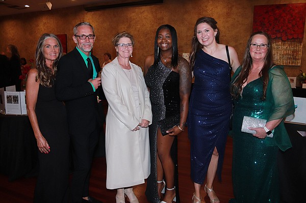 Darren McFadden addresses Wolfe Street gala | The Arkansas Democrat-Gazette - Vimarsana News