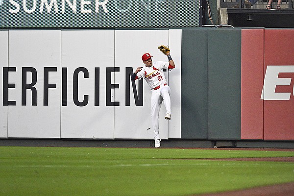 Arenado drives in three, Gray pitches seven as Cardinals beat White Sox - Vimarsana News