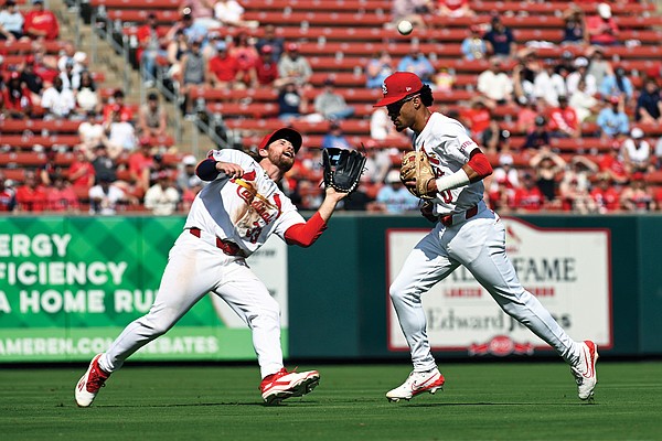 White Sox wait out 3-hour rain delay to beat Cardinals - Vimarsana News