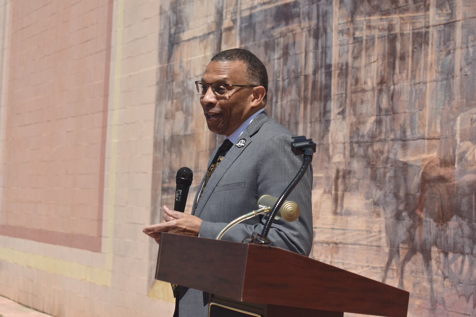 UAPB chancellor announces impending departure