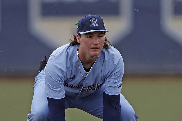 Michael Anderson, an infielder from Rhode Island, commits to play baseball at Arkansas