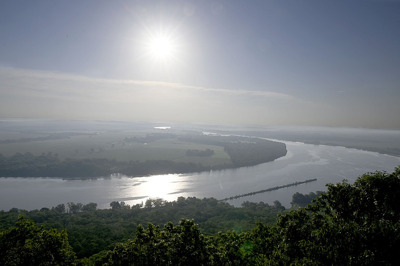 State trying to attract Petit Jean Park Airport operator Northwest