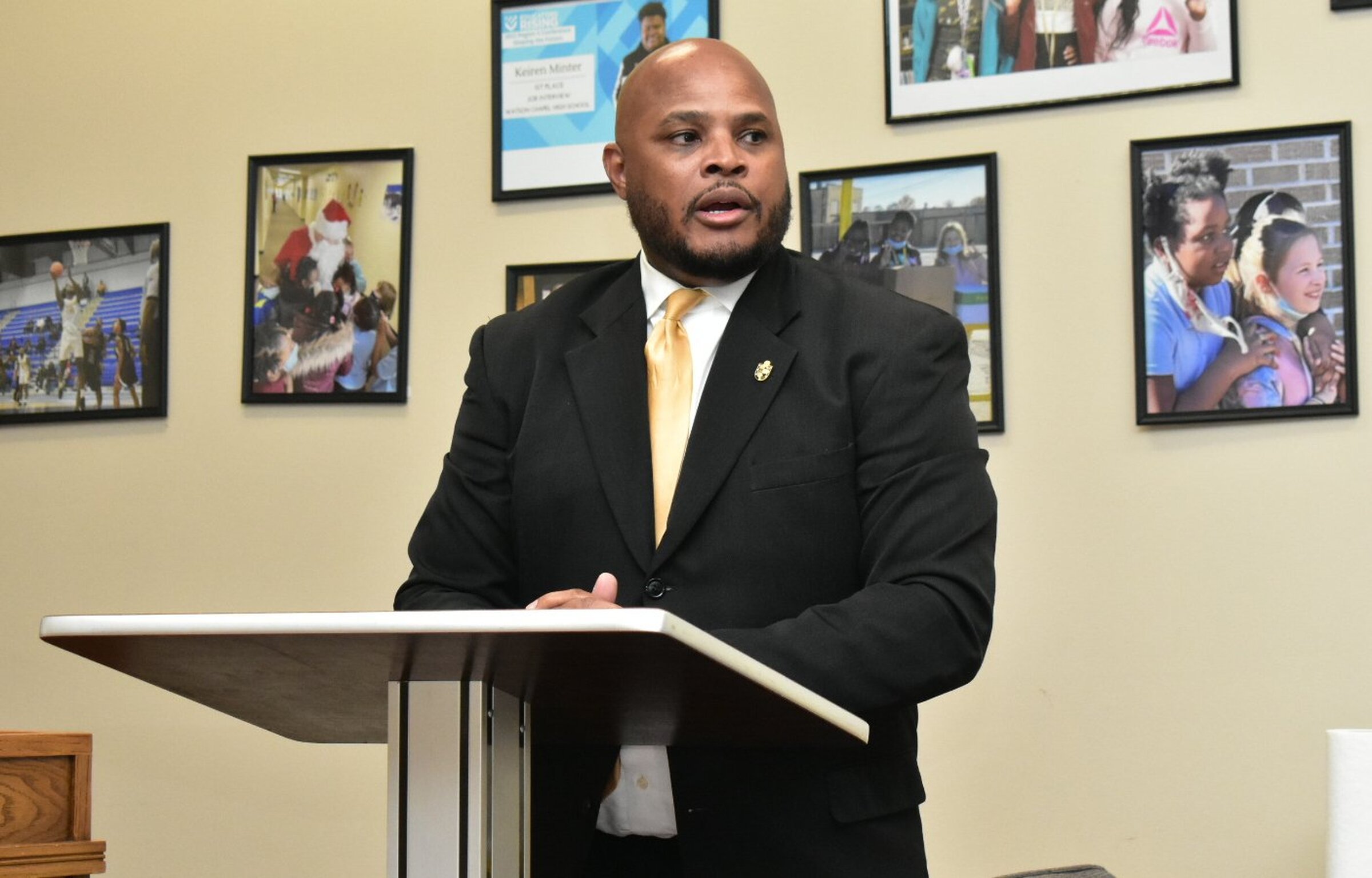 Watson Chapel superintendent cleared to apply for school district police department
