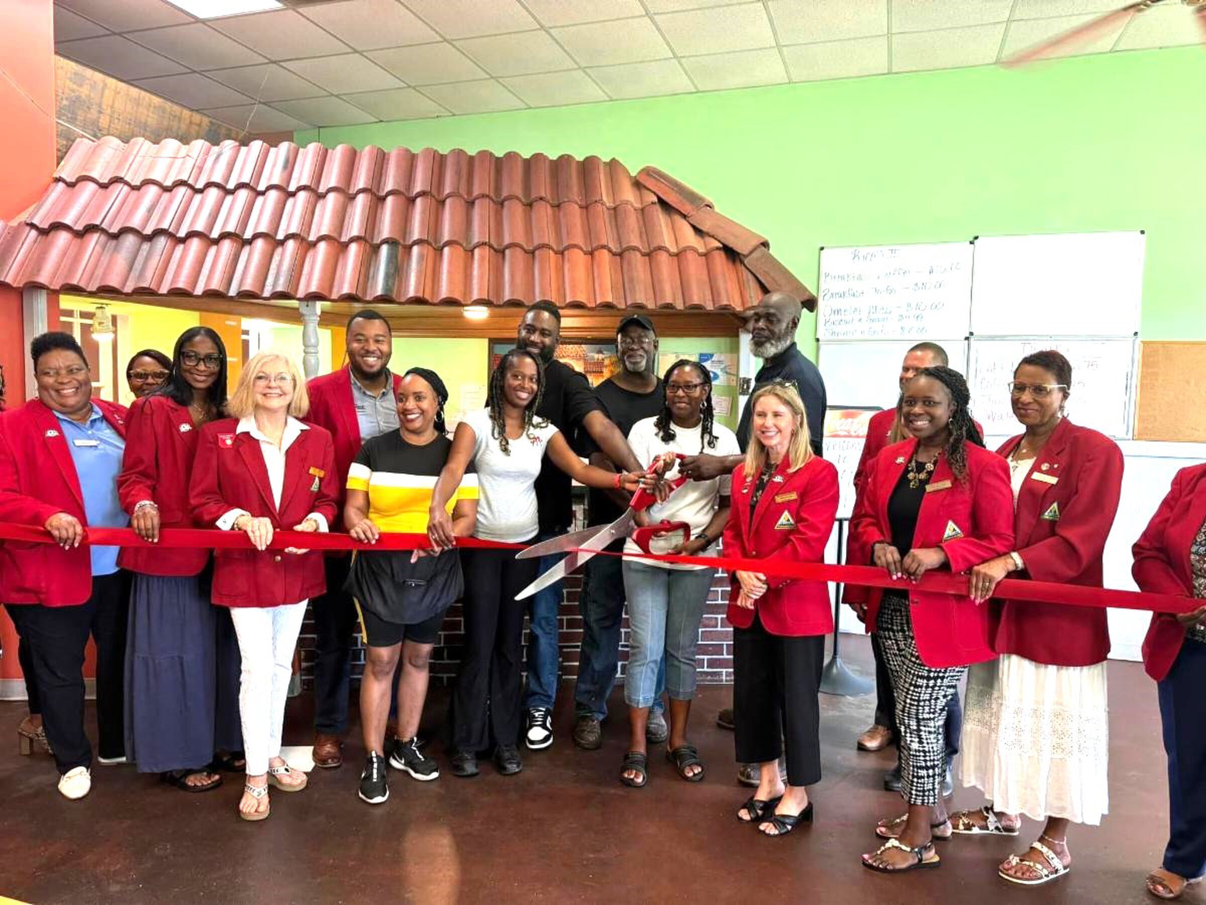 Rice’s II holds grand opening