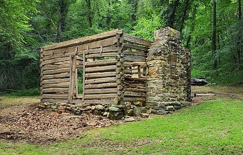 An after photo of Beaver Jim Villines’ Boyhood Home with the roof and lean-to sections removed. Submitted image from National Park Service.