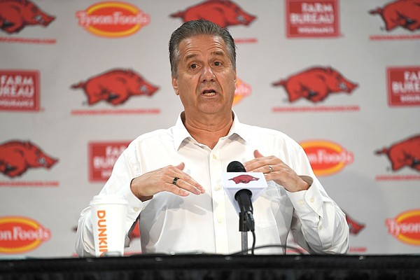 Consensus 4-star PG Kingston Flemings names Arkansas basketball in top 5 | Whole Hog Sports