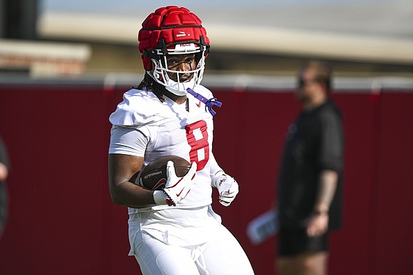 Arkansas tight ends Luke Hasz, Ty Washington helped each other through ...