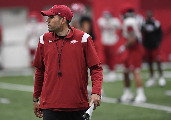 VIDEOS: Arkansas receivers coach Ronnie Fouch, players recap fall camp | Whole Hog Sports