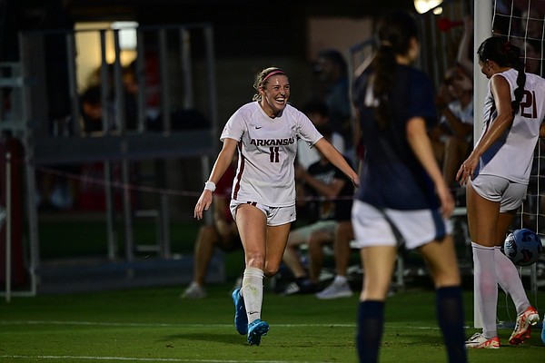 Arkansas Soccer opens the season with a 7-1 win over John Brown