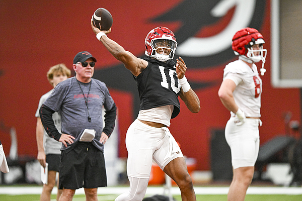 Offense Overhaul: Bobby Petrino And Taylen Green Look To Infuse New ...