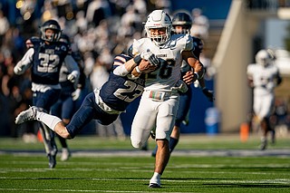 Slew of storylines starts with defending champs | Northwest Arkansas ...
