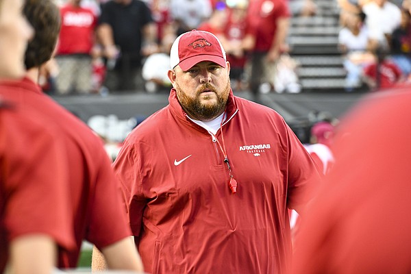 Arkansas football beats out Florida State, others for offensive lineman Ben Mubenga | Whole Hog Sports