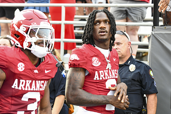 Arkansas football report: Wide receiver Andrew Armstrong questionable for game against Oklahoma State