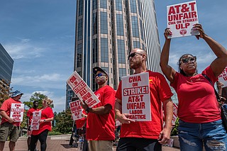 AT&T strike continues in Southeast as company presents ‘final offer ...