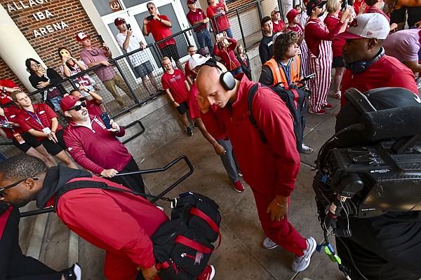 Arkansas football report: Road trip no worry | Whole Hog Sports