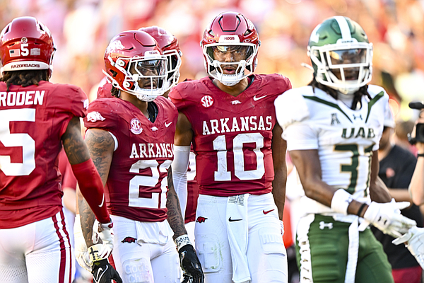 PODCAST: Analyzing Arkansas football's 37-27 win over UAB | Whole Hog ...