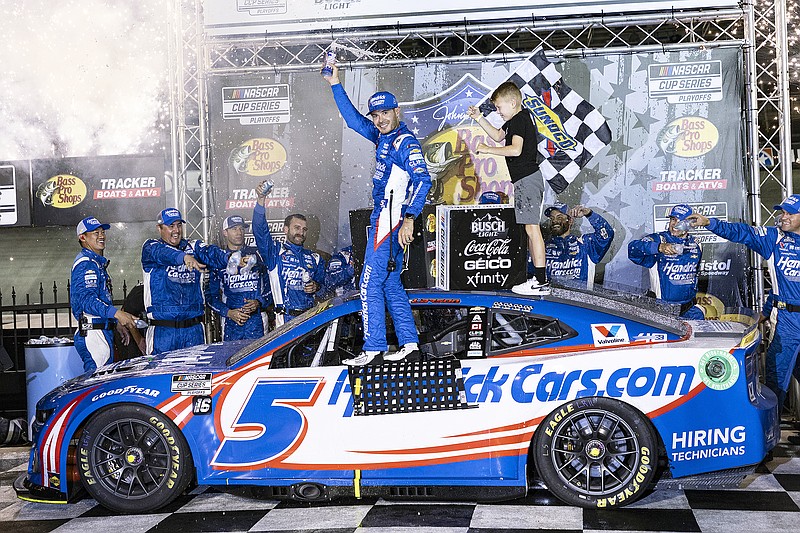 Larson wins at Bristol as two former NASCAR champs eliminated