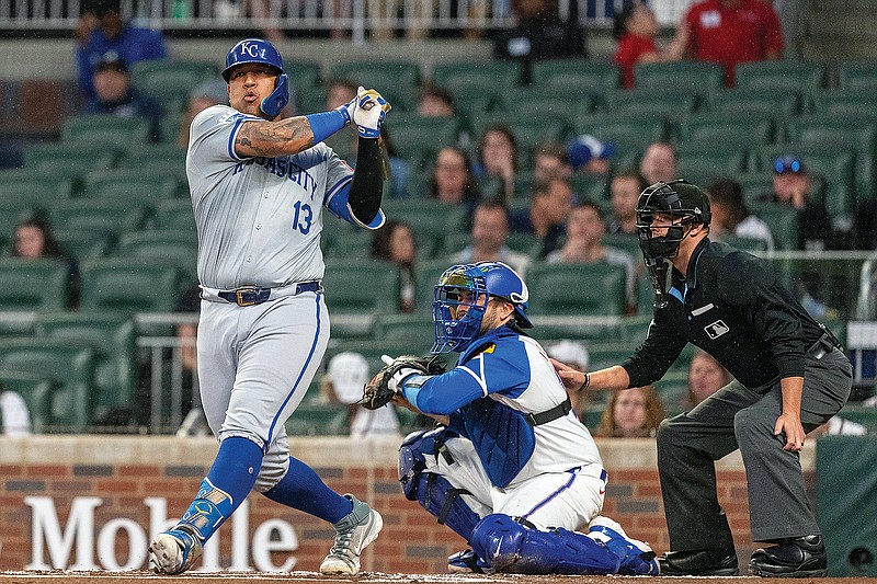 D’Arnaud hits walkoff homer in ninth as Braves edge Royals Fulton Sun