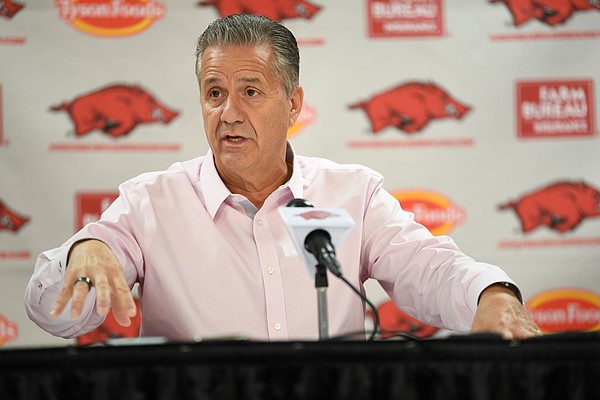 Arkansas basketball makes 5-star big man’s top 7 | 
  Arkansas Democrat Gazette