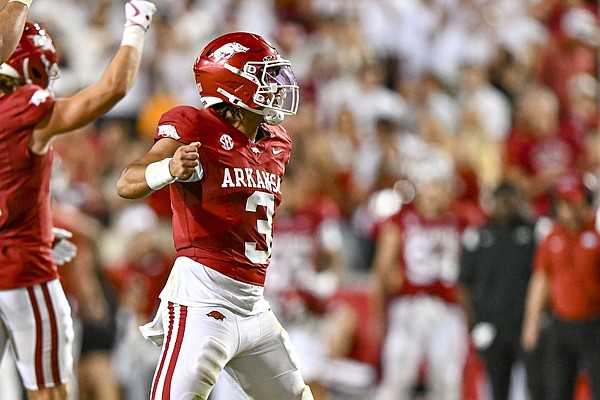 How backup quarterback Malachi Singleton became an Arkansas football hero after a loss to No. 4 Tennessee