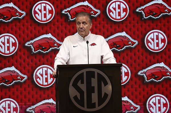 VIDEO: Arkansas Coach John Calipari Speaks At SEC Men's Basketball ...