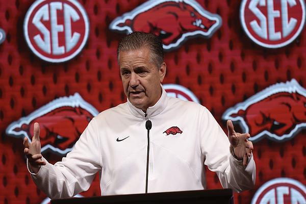 SEC-wide confidence high among Arkansas men’s basketball coach John Calipari, others | 
  Whole Hog Sports