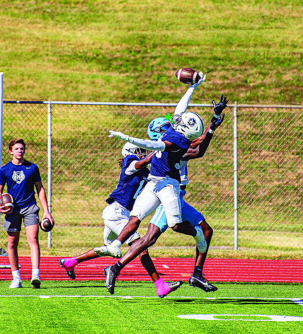 Lincoln can’t ugly first quarter in loss to Upper Iowa