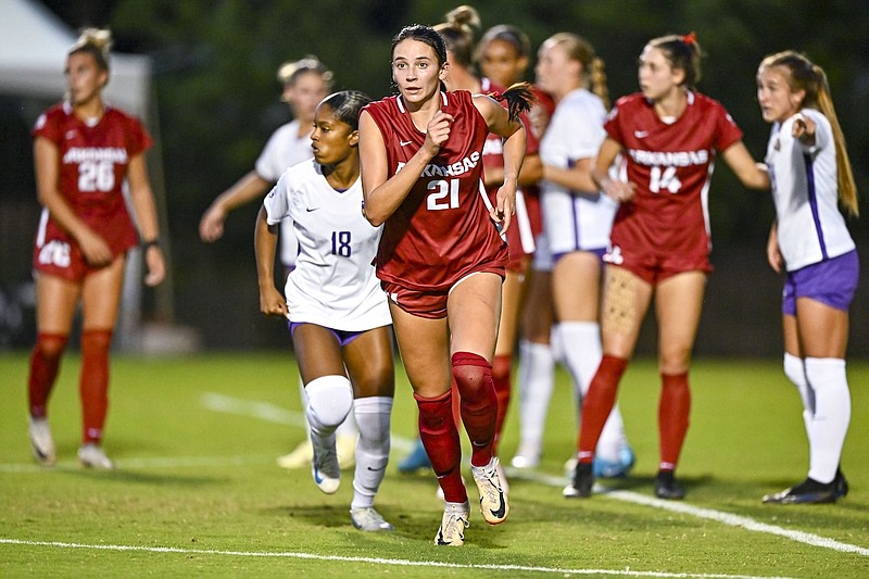 Arkansas soccer's Ava Tankerlsey named SEC Offensive Player of the Week