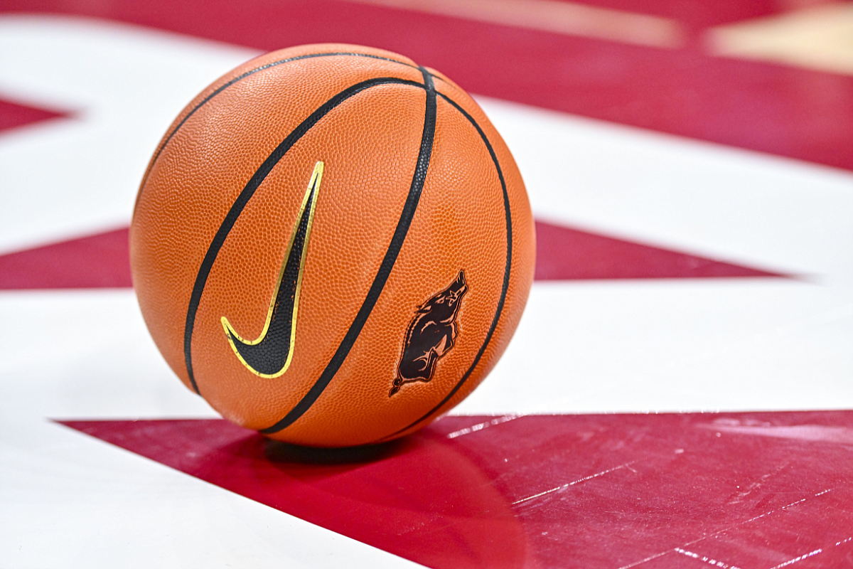 6-foot-8 center Kendall Hulsman moves up Arkansas women’s basketball visit